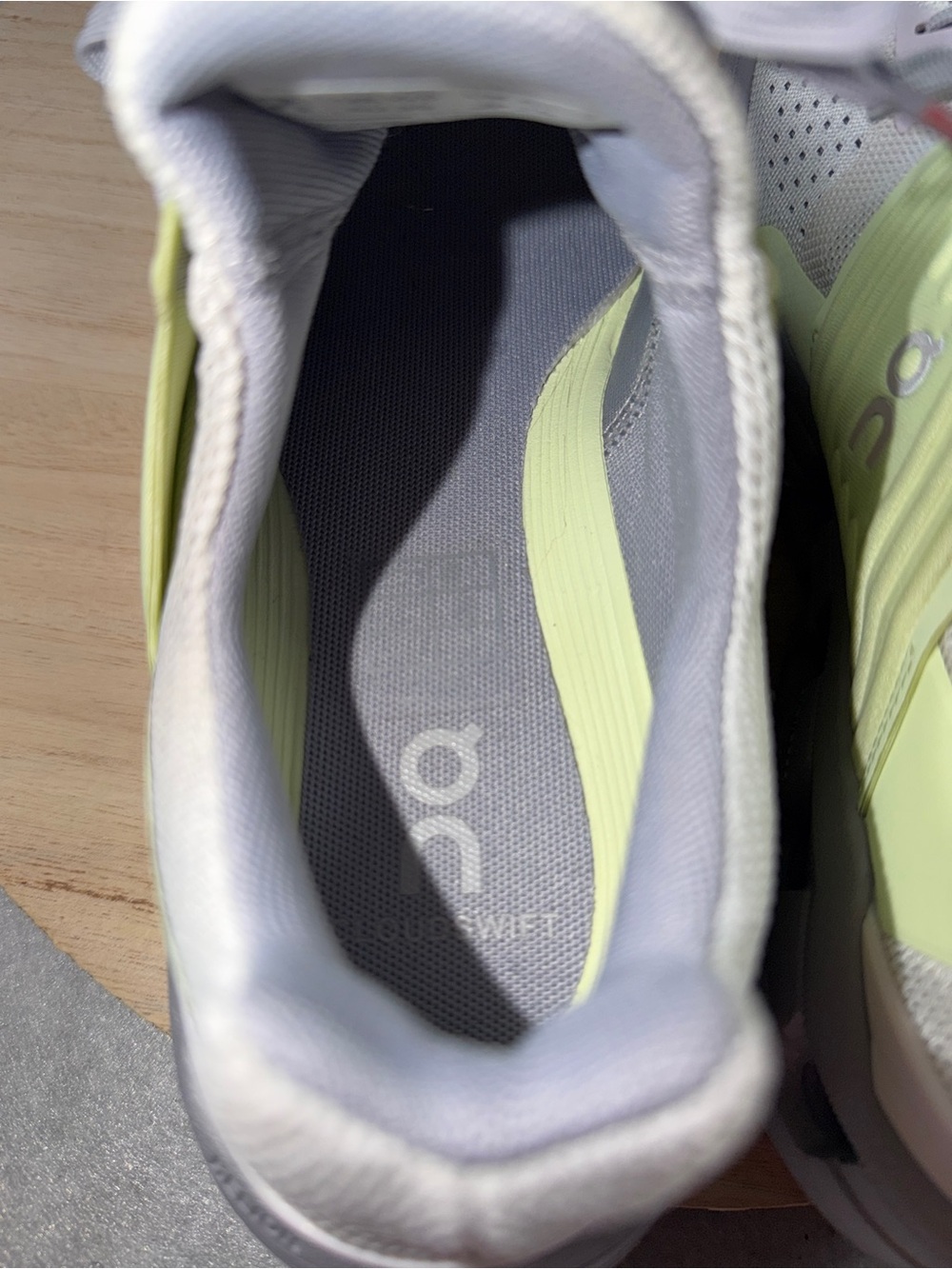 On Cloudswift Womens Size 8 Gray Green Athletic Running Walking Shoes Sneakers - Picture 7 of 9